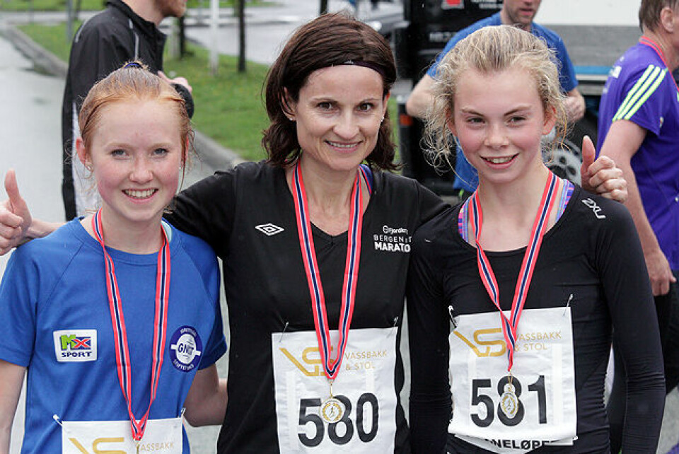 Sondre Øvre-Helland og Heidi Hestmark best i Åsaneløpet IMG_0733.jpg