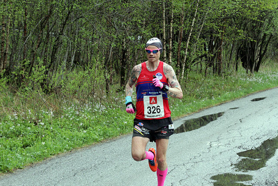 Sondre Øvre-Helland og Heidi Hestmark best i Åsaneløpet IMG_0373.jpg