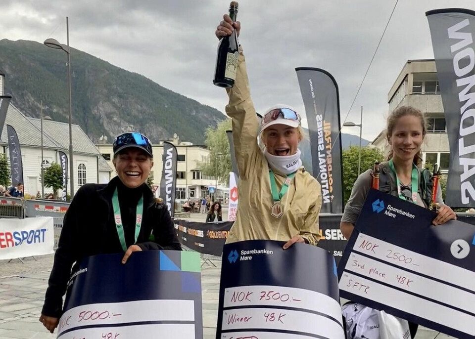 Aasmund Steien og Vilde Moser vant lengste distansen på Stranda Fjord Trail Race 48km_damer.jpg