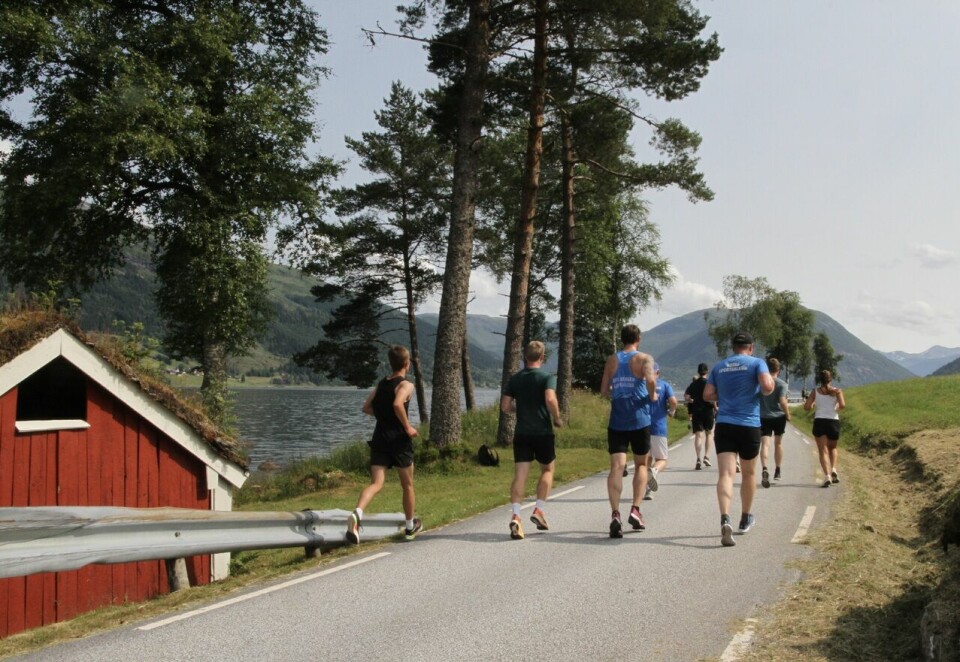 Deltakerrekord i 40-års jubileet for Jølster Maraton Bakfra