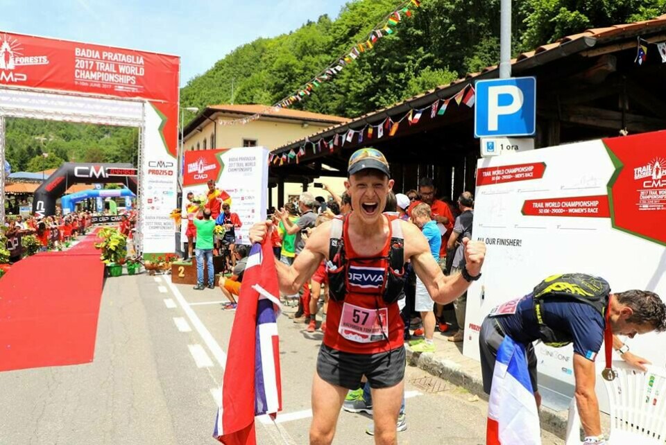 En veldig glad Tom Erik Halvorsen har gått i mål til 18. plass. (Foto: John Nicolaysen) En veldig glad Tom Erik Halvorsen har gått i mål til 18. plass. (Foto: John Nicolaysen)