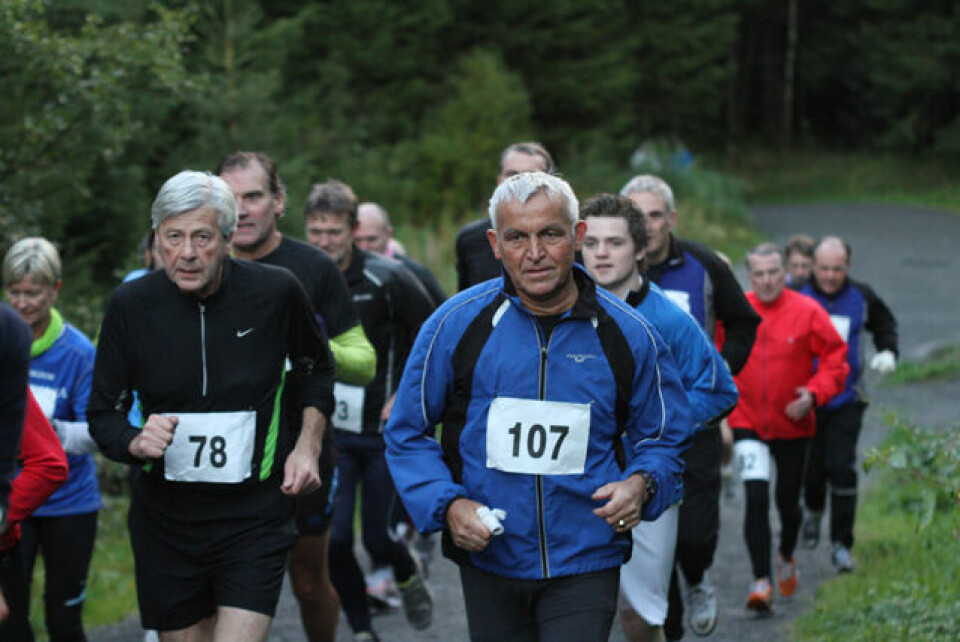 Ungdommelig i Hordnesskogen rundt.