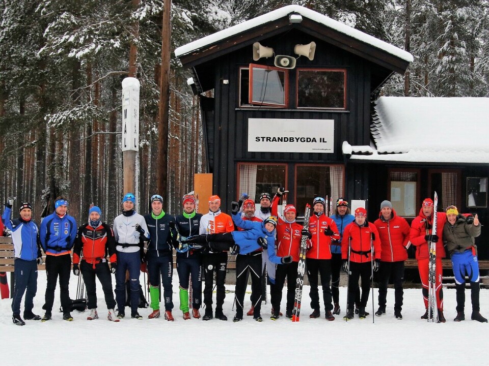 Årets julestakere samlet på stadion etter det 18,6 km klassiske testrennet. (Foto: Sigurd Westgård) Årets julestakere samlet på stadion etter det 18,6 km klassiske testrennet. (Foto: Sigurd Westgård)