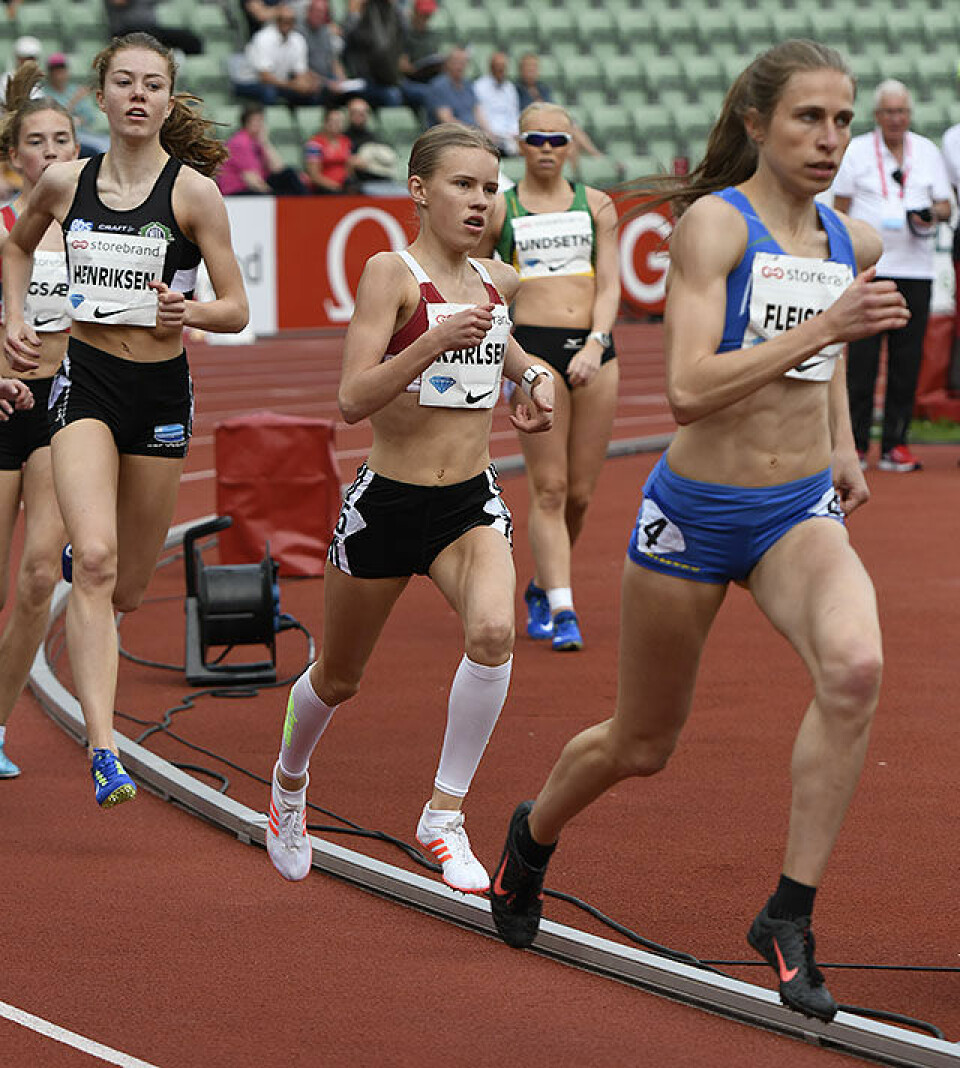 Overraskende seier til Mina Anglero på 800 m kvinner 800_kv_BJ_Pernille-Karlsen_50D1112.jpg