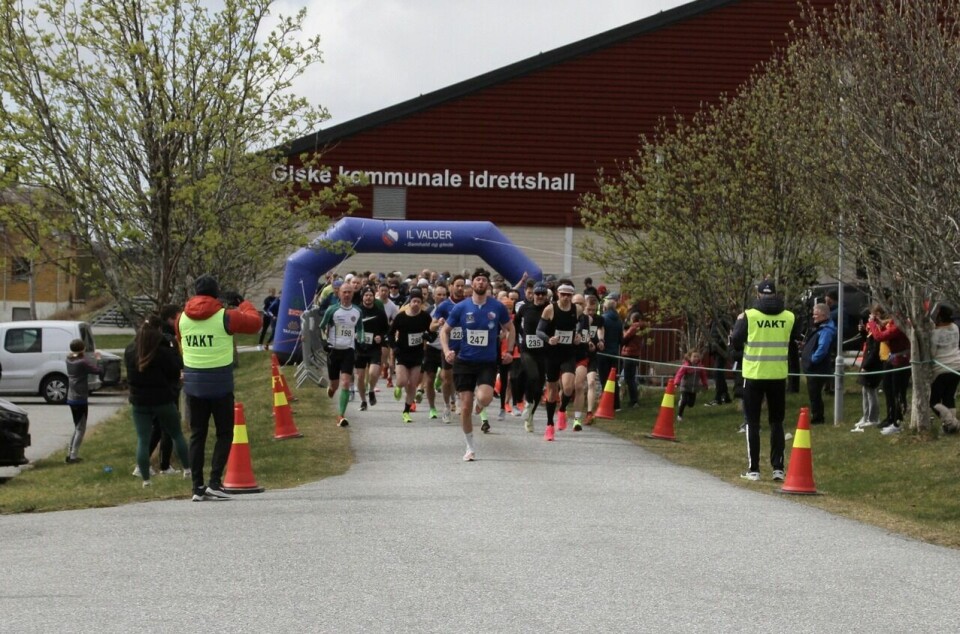 Fra starten på Valderløpet 2024. Foto: Helge Fuglseth Fra starten på Valderløpet 2024. Foto: Helge Fuglseth
