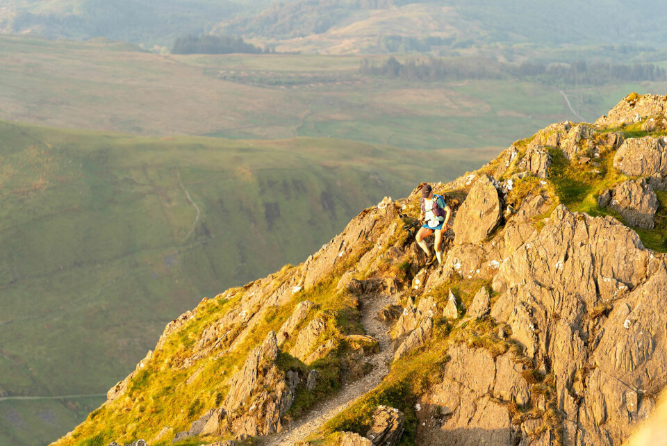Norske seier – til Henriette Albon – i Ultratrail Snowdonia Fjellnedstigning.jpg