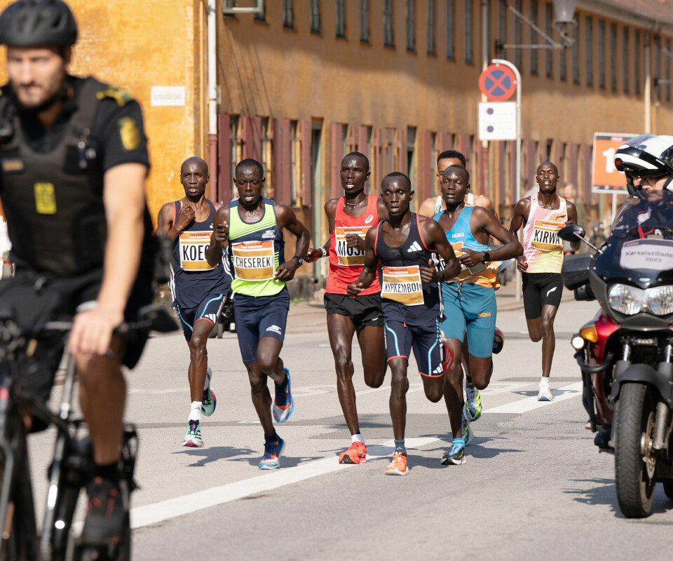 Copenhagen Half 2024 har åpnet for påmelding, - etter ett døgn: 8600 påmeldte. Se mange bilder fra årets løp. XElite_menn_tet_14km_2023_cph-half_camillahylleberg.jpg