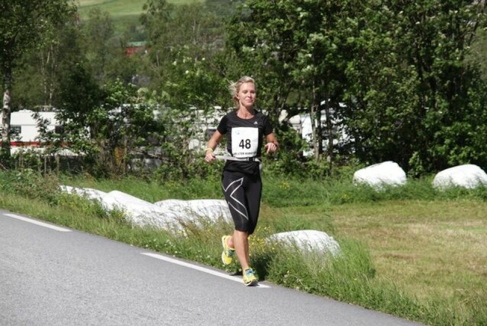 Sverre Gunnar Brunstad vant maraton i Jølster Anne_Tvedt_maraton