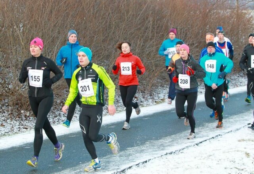 Sebastian Håkansson med nok en seier i Ålesund Halv_start_fire