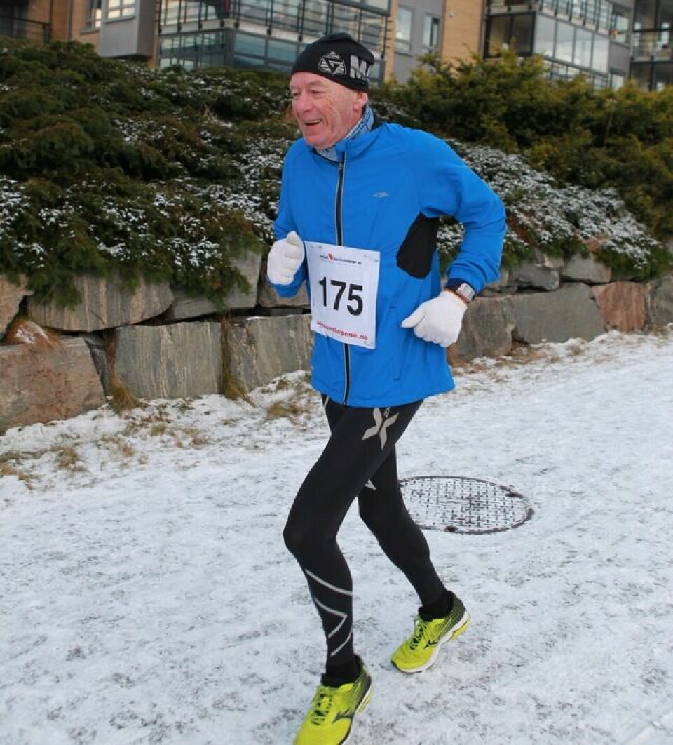 Sebastian Håkansson med nok en seier i Ålesund Halv_Atle_Nytun
