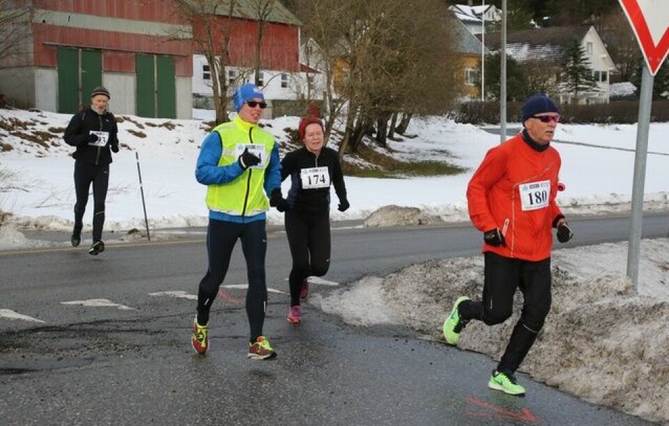 Iver Vattøy vant Grimstadvatnet rundt 21_Morten_Andersen_og__.jpg