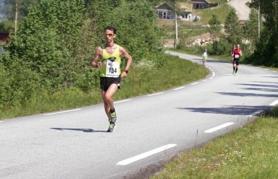 Sverre Gunnar Brunstad vant maraton i Jølster Vicente_Jakobo_Asensio_Garcia_halv