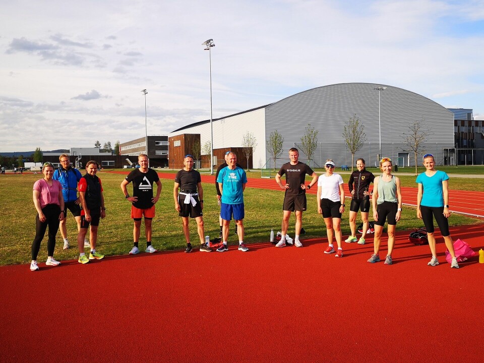 Friidrettsbanen ved Terningen Arena er fast arena også for Kondisgjengen i Elverum på torsdager hele sommerhalvåret. (Foto: Rolf Bakken) Friidrettsbanen ved Terningen Arena er fast arena også for Kondisgjengen i Elverum på torsdager hele sommerhalvåret. (Foto: Rolf Bakken)