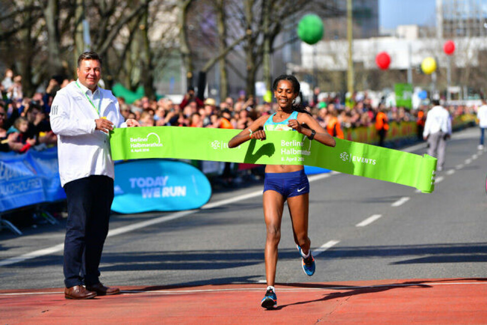 Kiptanui tangerte årsbeste i verden med løyperekord i Berlin halvmaraton Melat_Kejata_SCC_EVENTS_Petko_Baier_640.jpg