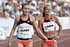 Boysen Memorial: Yngvild Elvemo er den beste norske 800-metersløperen som deltar i dagens minneløp for legendariske Audun Boysen. Her blir hun gratulert etter målgang i Bislett Games av Lovisa Lind, som i fjor toppet den svenske 800-meter-statistikken med 1.58.77. (Foto; Bjørn Johannnesen)