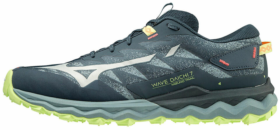 Test av løpesko for terrenget Mizuno-WaveDaichi.jpg