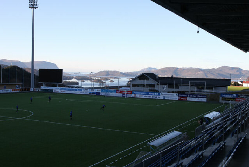 Innendørs-NM i Ulsteinvik i mål, se alle reportasjene IMG_9651.jpg