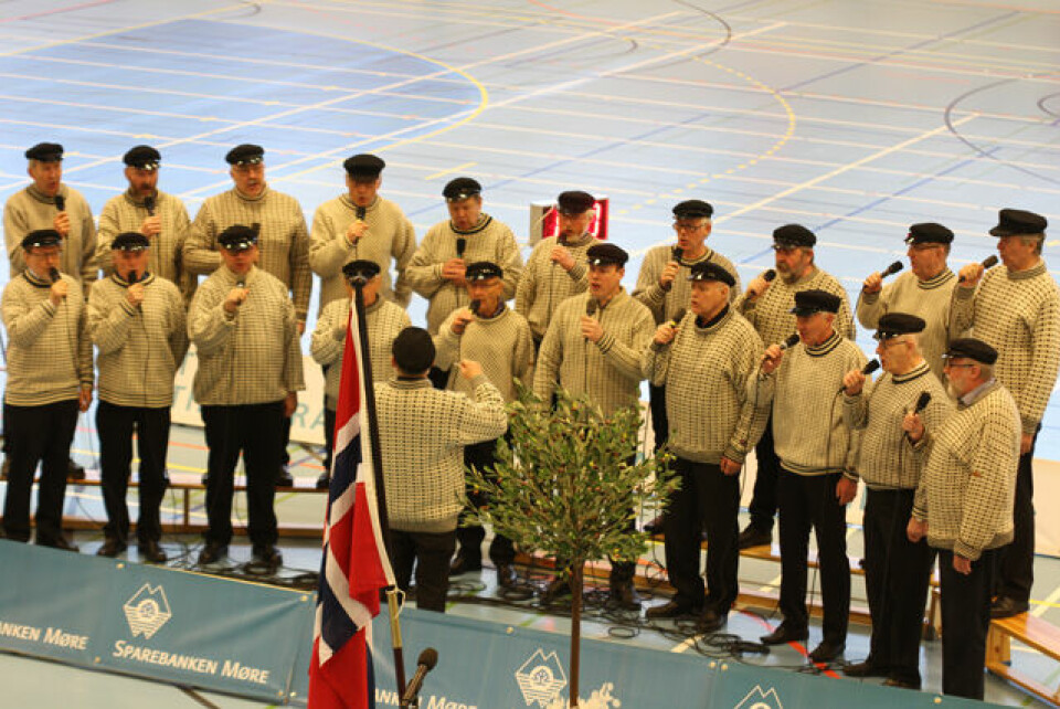 Innendørs-NM i Ulsteinvik i mål, se alle reportasjene IMG_9698.jpg