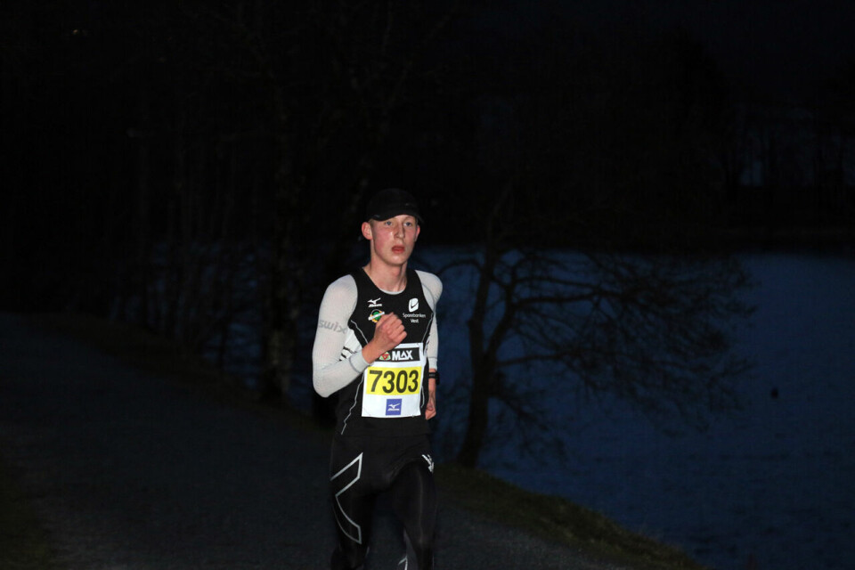 Allerede etter 2 km hadde Didrik Prestegård fått en stor luke til forfølgerne Allerede etter 2 km hadde Didrik Prestegård fått en stor luke til forfølgerne