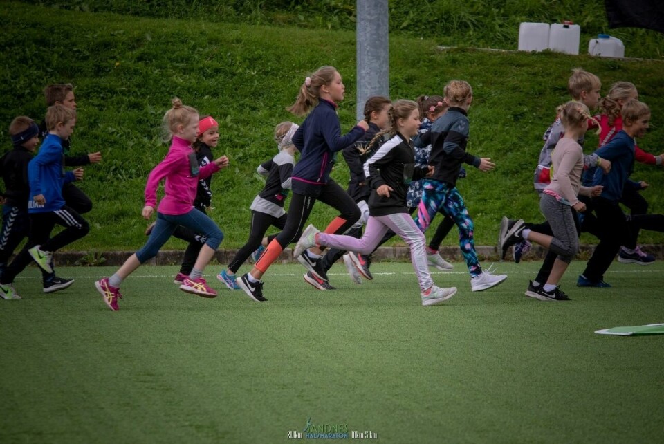 Mari Nustad Mauland og Anstein Skjørestad vant Sandnes Halvmaraton Barneløpet (1280x854).jpg