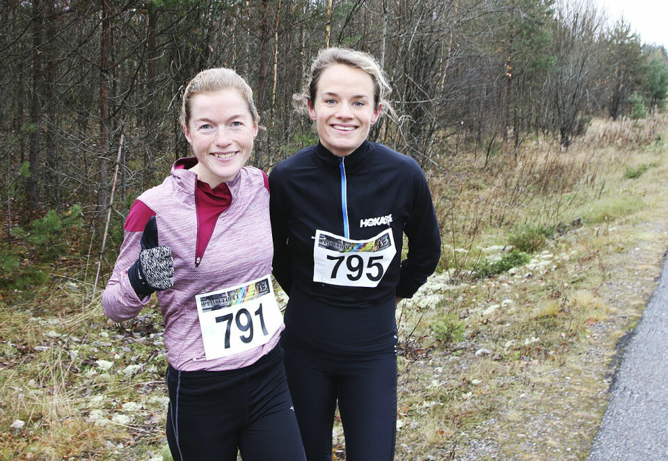 Hilde Aders (til venstre) og Runa Skrove Falch kom på andre- og førsteplass på 10 km. (Foto: Runar Gilberg) Hilde Aders (til venstre) og Runa Skrove Falch kom på andre- og førsteplass på 10 km. (Foto: Runar Gilberg)