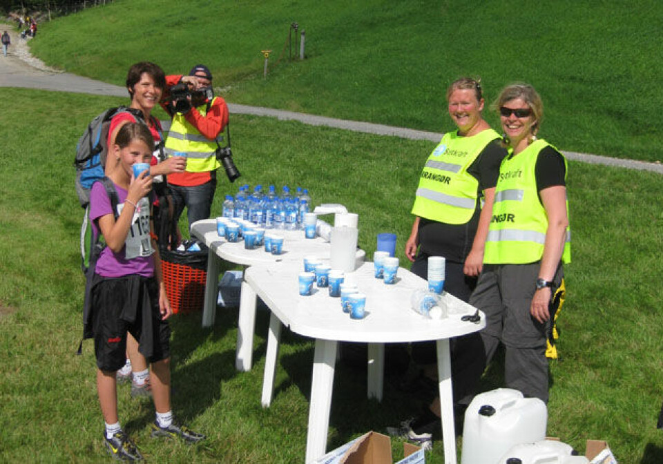 Buer og Heiberg Sundby vann Kvasshovden Opp 640_DrikkestasjonBorsheim_FotoChrPrestegaard