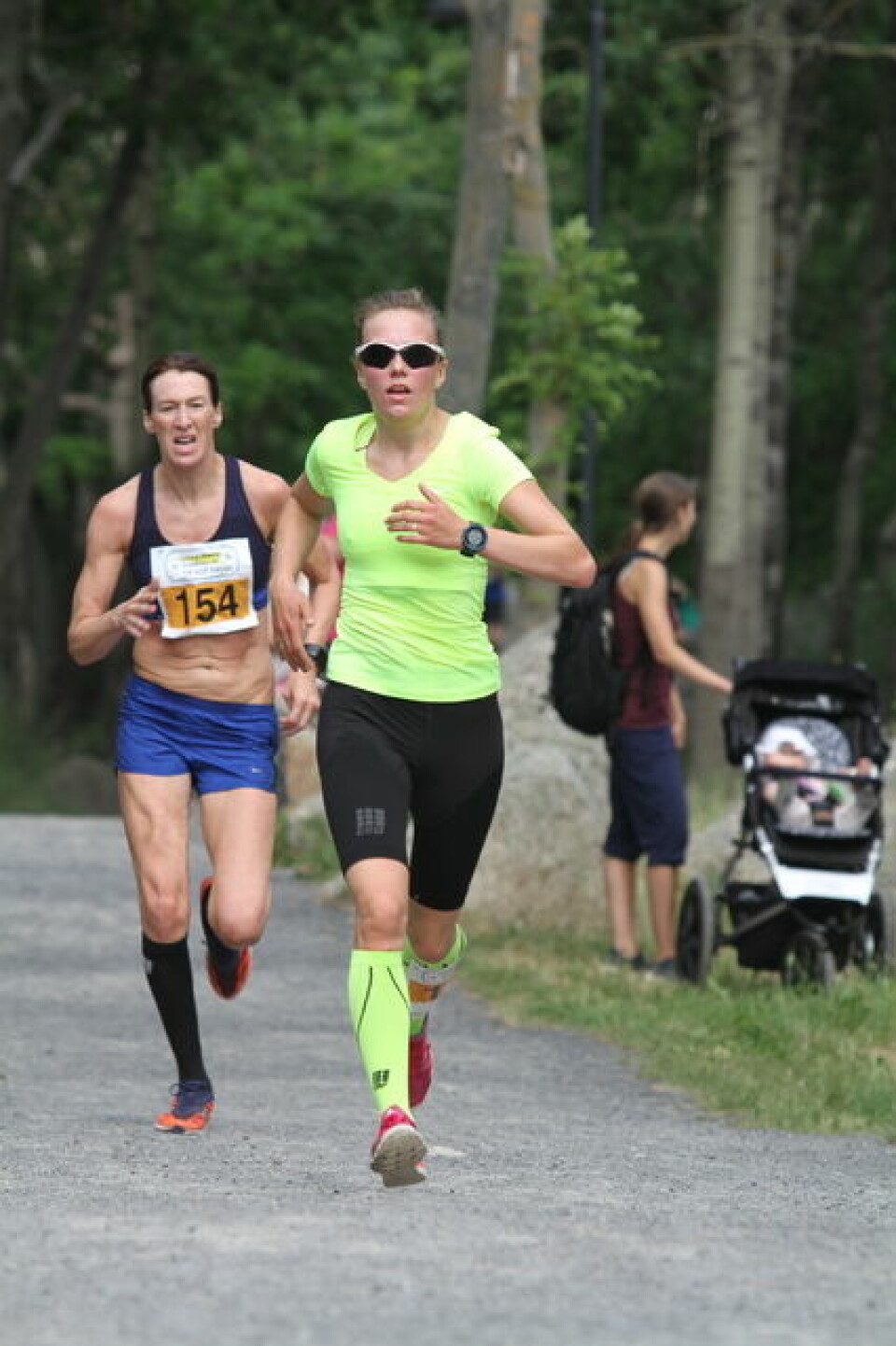 Skjærgårdsløpet på Verdens Ende ble varmt og vakkert vinner kvinner 5 km_427x641.jpg