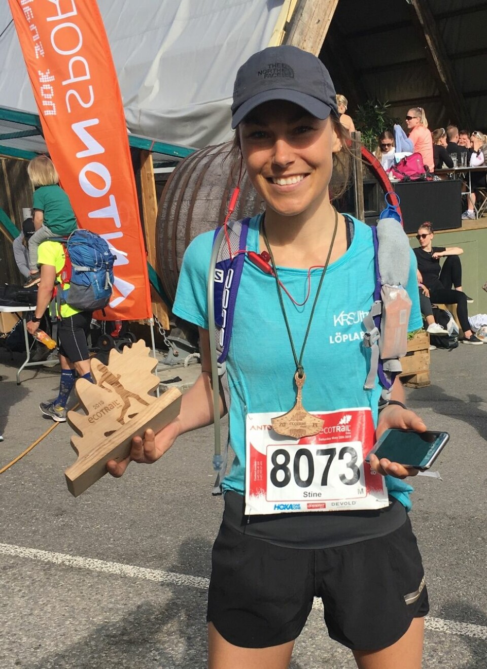 Stine Holager og Ola Skatvedt vant 80 km i rekordstort Ecotrail Oslo Stine_Holager_foto_Emma_Holager2 (933x1280).jpg