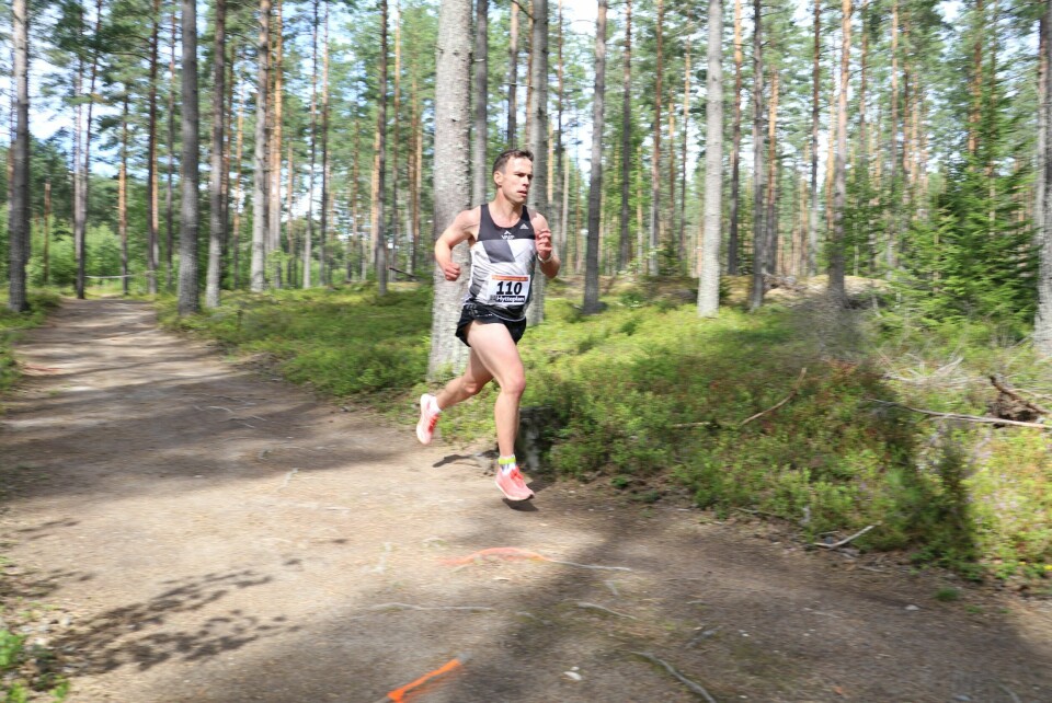 Okubamichael Fissehatsion og Julie Larsen vant Hytteplantesten Ronny_Losoa.JPG