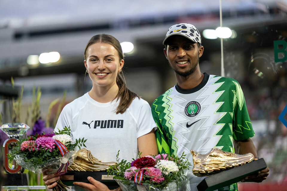 Ingeborg Østgård og Abdullahi Dahir Rabi var årets beste norske juniorløpere i 2022. Under Bislett Games fikk de overrakt Kondis' gullsko som et konkret bevis på kåringen. (Foto: Samuel Hafsahl) Ingeborg Østgård og Abdullahi Dahir Rabi var årets beste norske juniorløpere i 2022. Under Bislett Games fikk de overrakt Kondis' gullsko som et konkret bevis på kåringen. (Foto: Samuel Hafsahl)