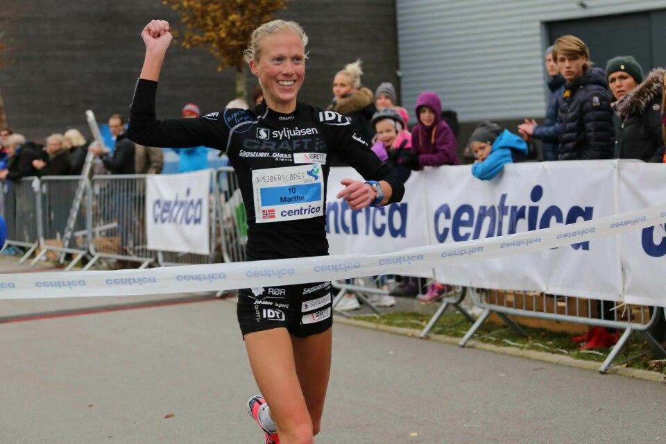 Marthe Katrine Myhre er i god form og vant klart i 3-sjøersløpet (foto: Steffen Thorsen). Marthe Katrine Myhre er i god form og vant klart i 3-sjøersløpet (foto: Steffen Thorsen).