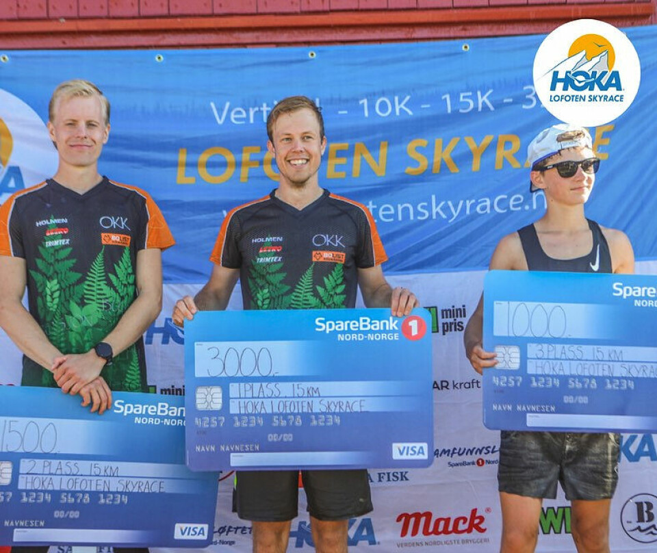 Sol og sterke prestasjoner i Lofoten Skyrace Herrepall-15km.jpg