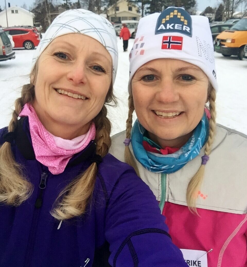 Dette er nabokjerringene i Røykås Racing Girls Romerikes Vinterkarusell 2015.jpg