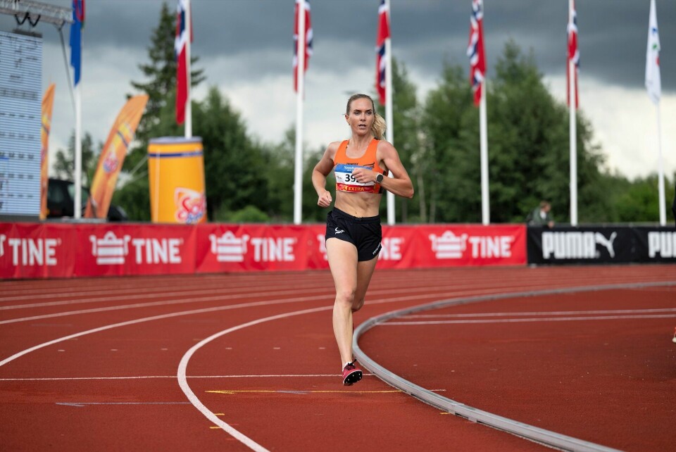 Madelène Wanvik Holum suveren i B-heatet på 5000 m Silje Torsvik.jpg