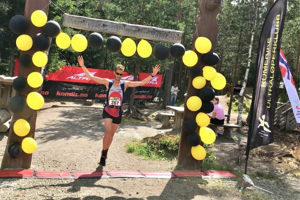 Maratonmesteren satte løyperekord i Romeriksåsen på langs IMG_2964_Frode_Stenberg_mål (1280x853).jpg