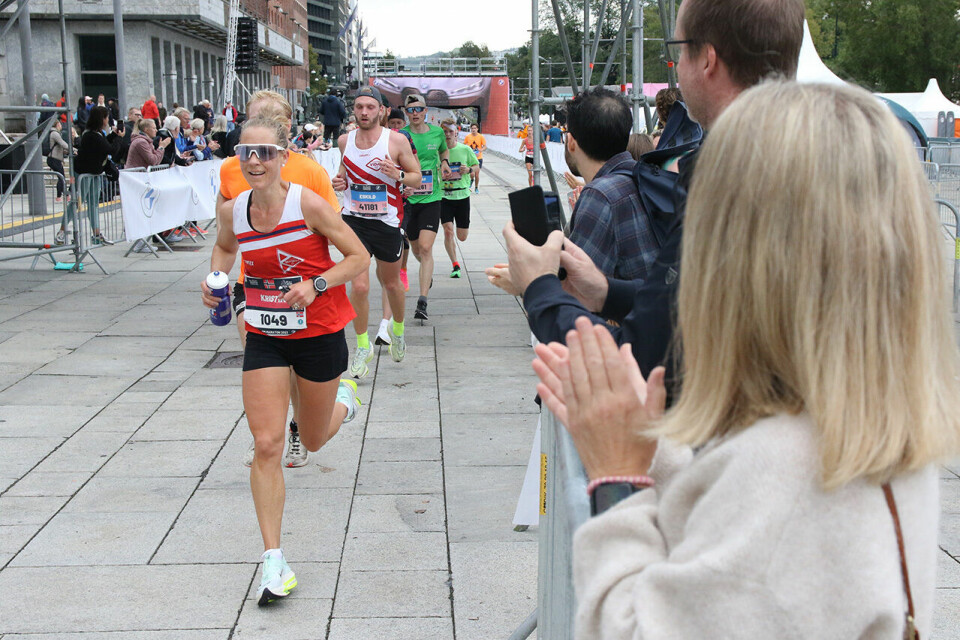 Tage Morken Augustson og Kristin Waaktaar Opland ble norgesmestere på maraton kristin-waaktar-halvveis-foto-runar-gilberg.jpg
