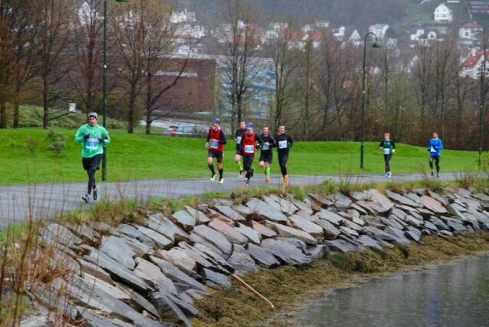 Bergen City Marathon - seier til Åslaug Kaardal og Kenneth Smeby 16km_unnagjort