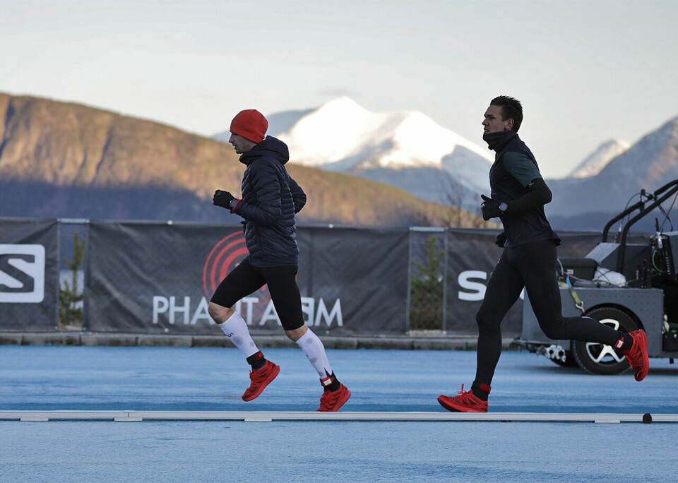 Sebastian Conrad Håkansson – en særdeles sprek askeladd Kilian-Jornet-Sebastian-Haakansson-Maandalen-24-timers-foto-Bjoern-Hytjanstorp.jpg