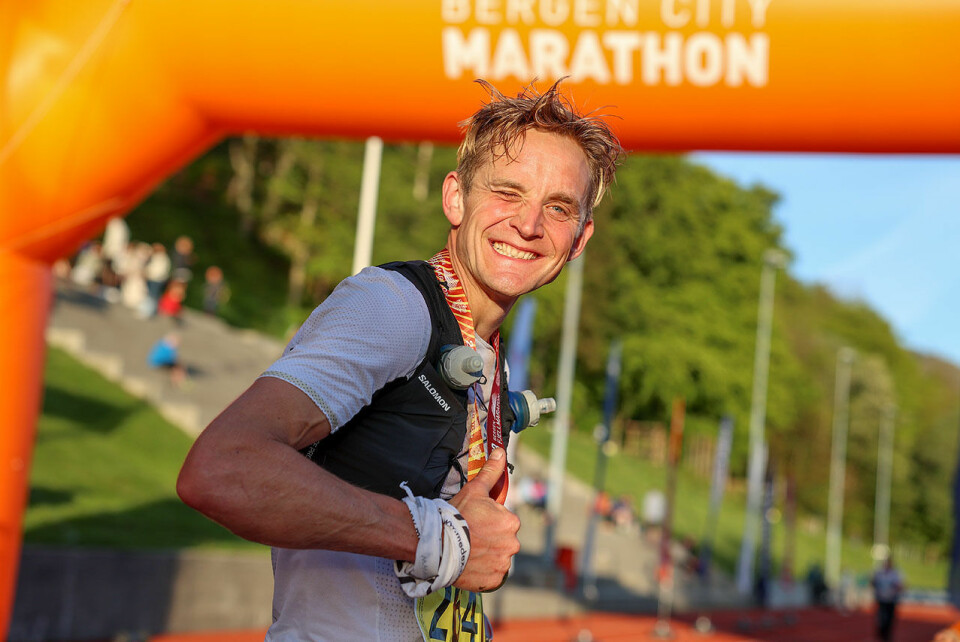 Anders Kjærevik vant Bergen Fjellmaraton. Neste uke skal han løpe VM i fjelløp i en løype som er dobbelt så lang. (Alle foto: Arne Dag Myking) Anders Kjærevik foran målportalen