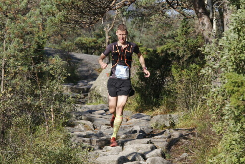 Mari Mauland og Tom E Halvorsen vant Preikestolen maraton Hans_Olav_Y_Undseth.jpg