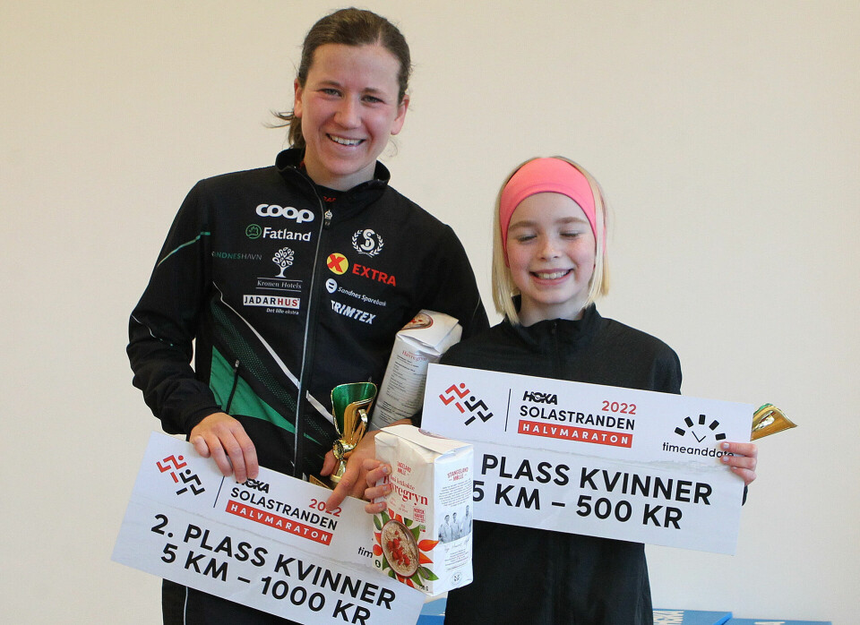 Sara Busic og Johannes Dalland vant 5 km på Solastranden Halvmaraton Nr2_og_3_Christina_Toogood_33aar_Othilie_Wigene_110aar_nr3_A20G3520.jpg