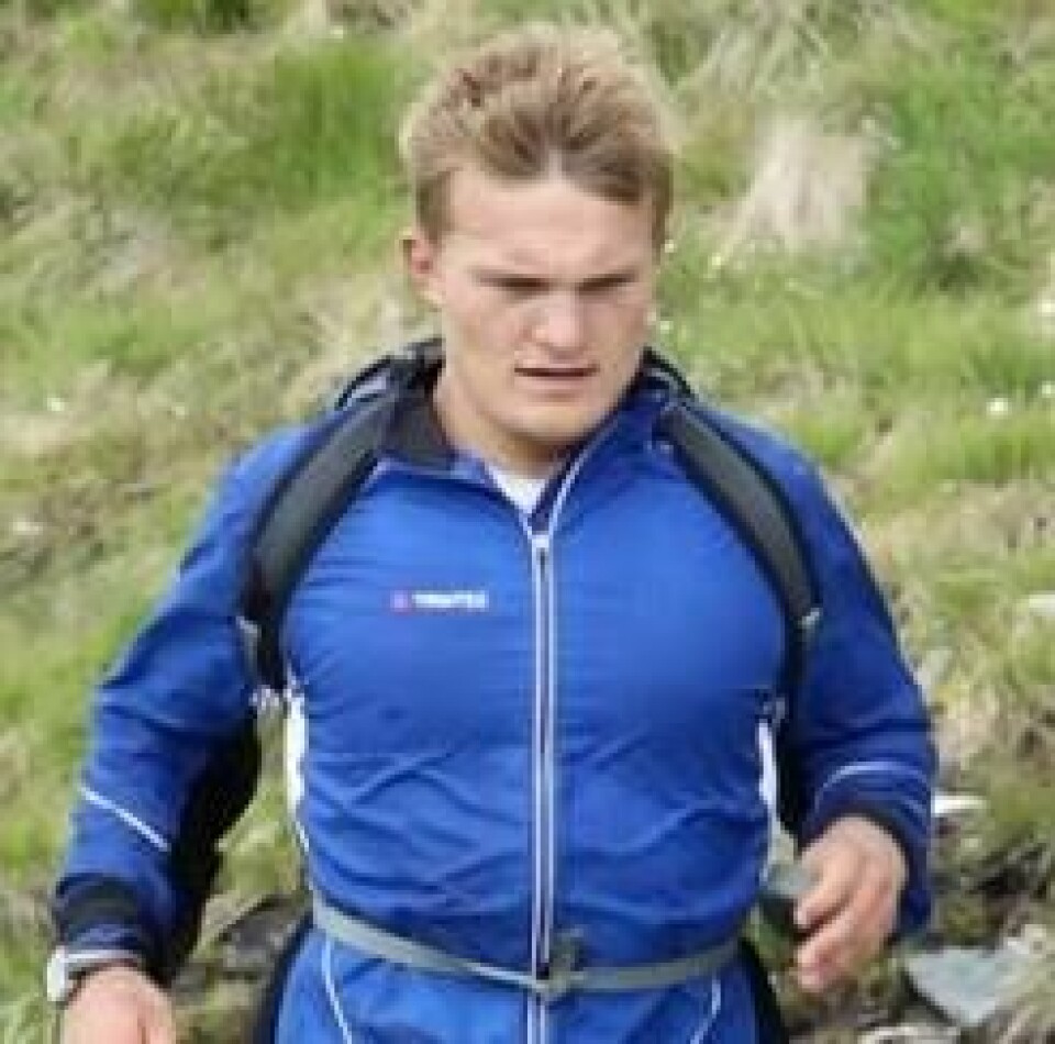 Tre fullførte Bø Ultramarathon 90 km AAH_Vinneren_slutten_av_forste_runde_cropped_247x244