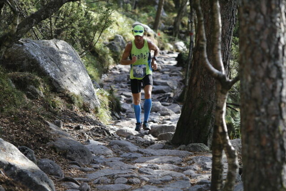 Mari Mauland og Tom E Halvorsen vant Preikestolen maraton Terje_Lyngstad.jpg