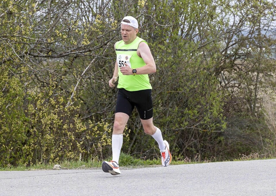 150 deltakere løp Perseløpet og halvparten perset Kjetil Larsen fra Team Flåklypa løp 10 km på 43.26.jpg