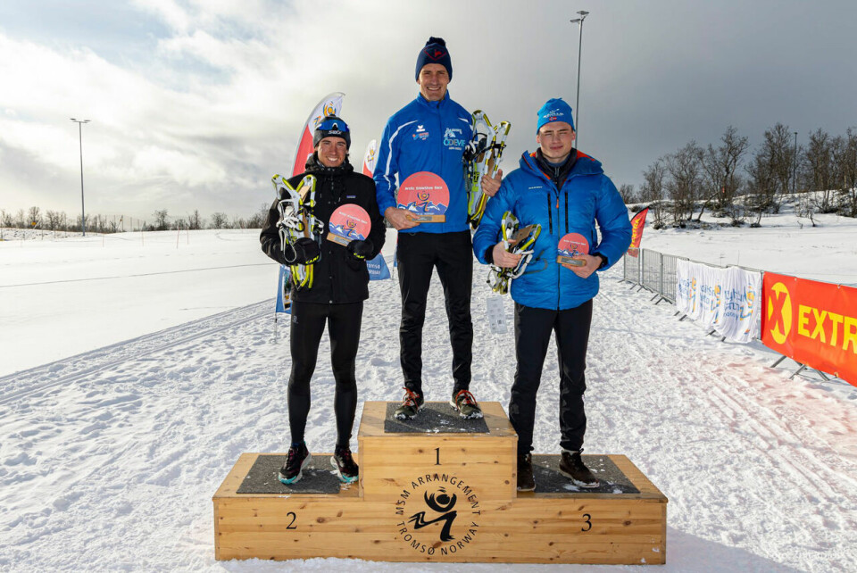 Norges første trugeløp arrangert i Tromsø Premiepall menn.jpg
