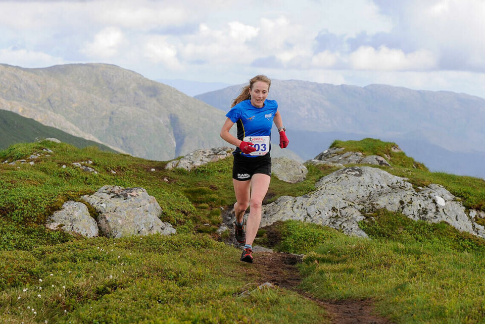 Færø Linde og Håkansson er våre favoritter i NM terrengultra i Tromsø 26. august Sara Rebekka Færø løp veldig bra gjennom hele Dyrdalsrunden, hun var suveren i kvinneklassen. (Alle foto: Arne Dag Myking)