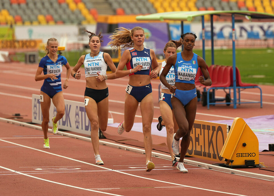 Marte Hovland rauk ut, Malin Hoelsveen vidare på 800 meter i VM A7406874.jpg