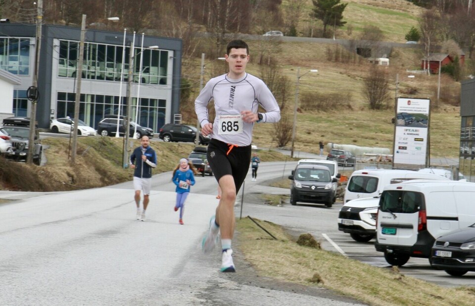 87 løpere fullførte det siste løpet i Ålesund Vinterkarusell 10km_Arne_Kalland_Olsen