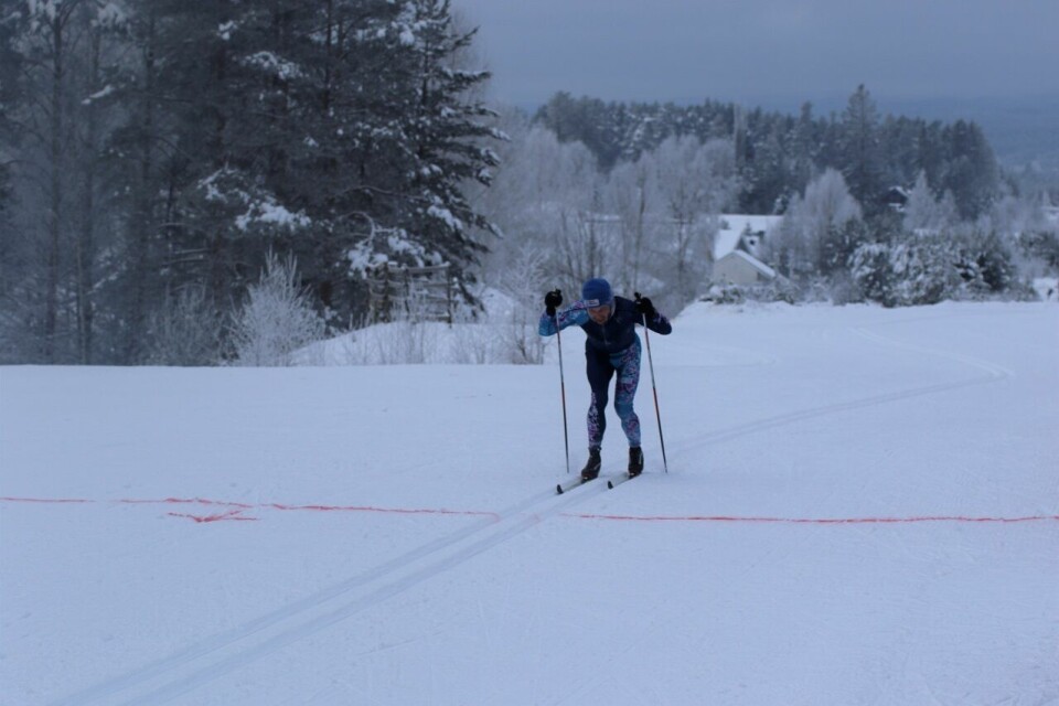 Vegard Lans Pedersen i mål nesten tre minutter foran nestemann. (Foto: Sigurd Westgård/Team 55+) Vegard Lans Pedersen i mål nesten tre minutter foran nestemann. (Foto: Sigurd Westgård/Team 55+)