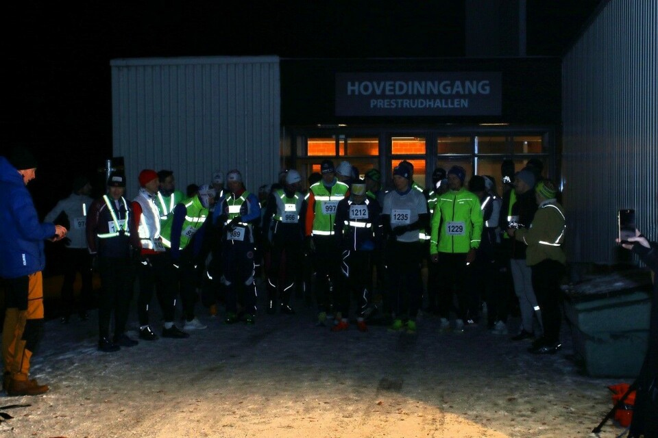 Fra starten på novemberløpet i fjor som var tidenes største fellesstart bare til det ble slått i desemberløpet med 54 løpere i feltet. (Foto: Rolf Bakken) Fra starten på novemberløpet i fjor som var tidenes største fellesstart helt til det ble slått måneden etter med 54 løpere i feltet. (Foto: Rolf Bakken)